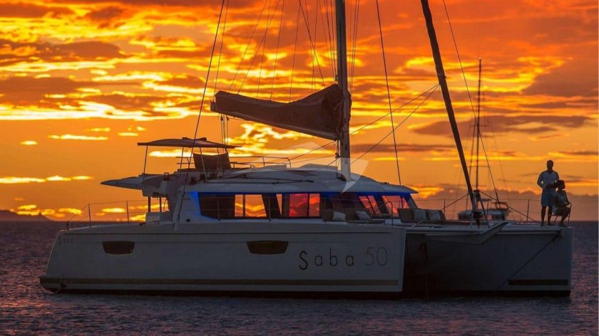 Катамаран Saba 50