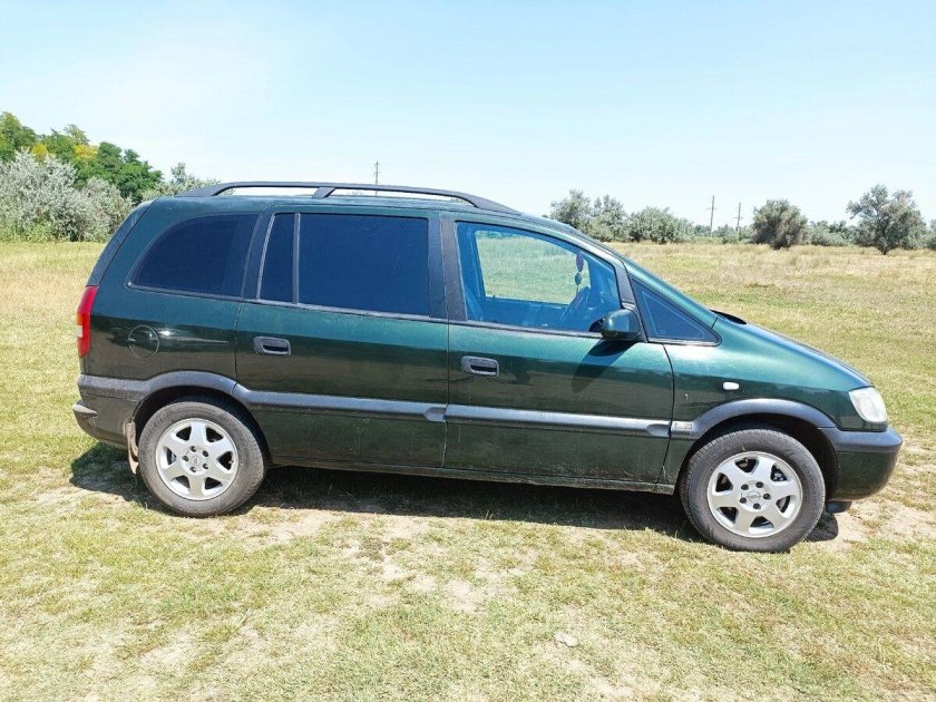 Опель зафира 2000г