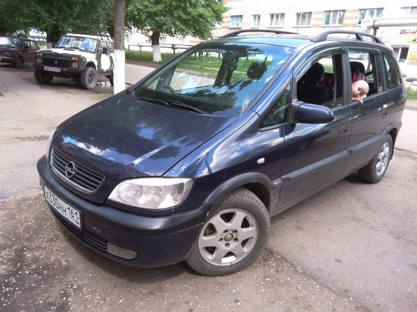 Opel Zafira 2000-2003