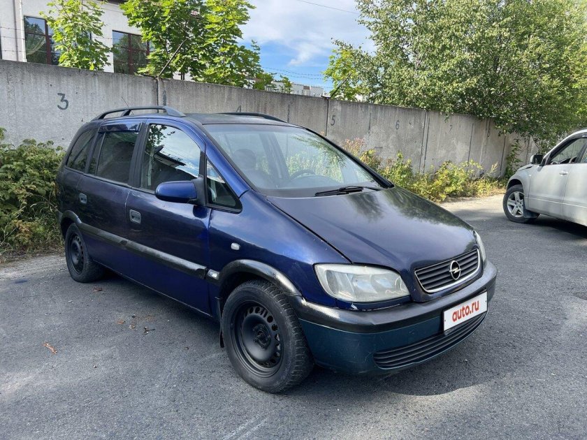 Опель зафира 2000