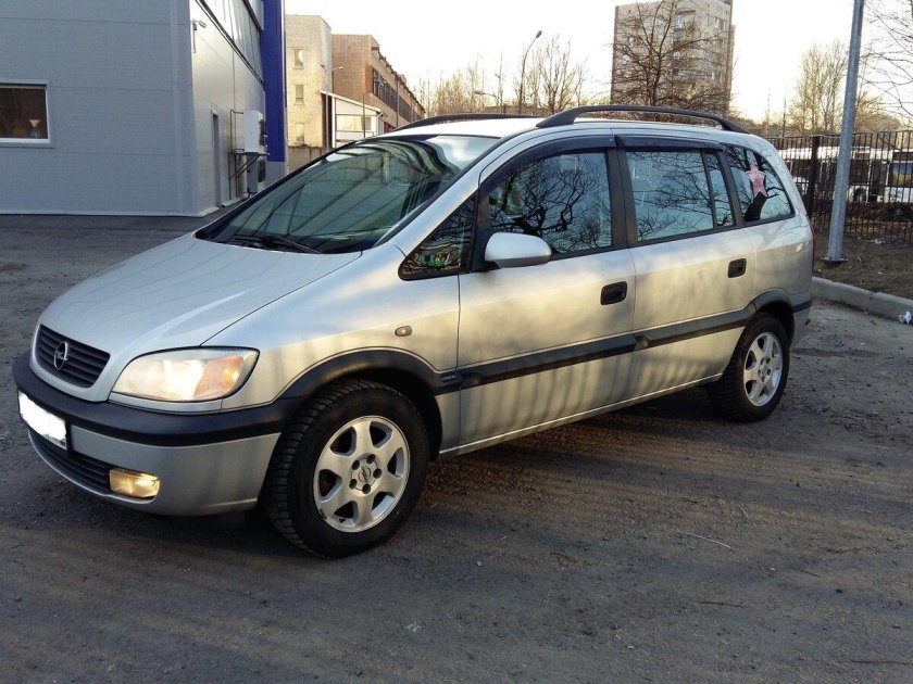 Opel Zafira 2000