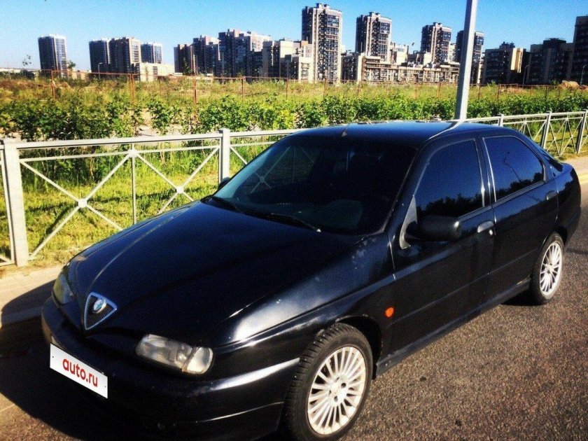 Альфа Ромео 1998 года