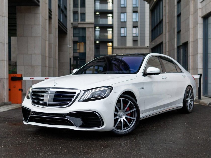 Mercedes benz 222 amg