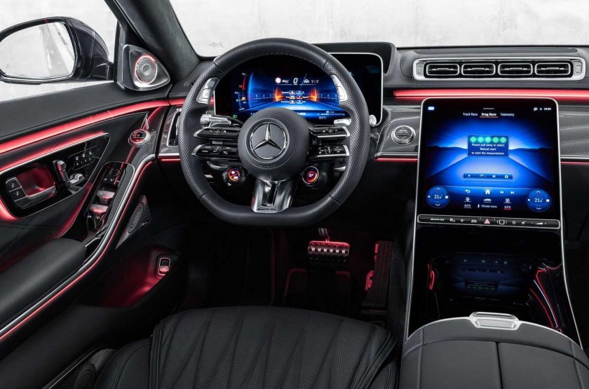 Мерседес АМГ 2023