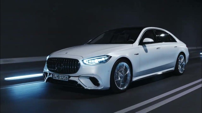 Мерседес АМГ 2023