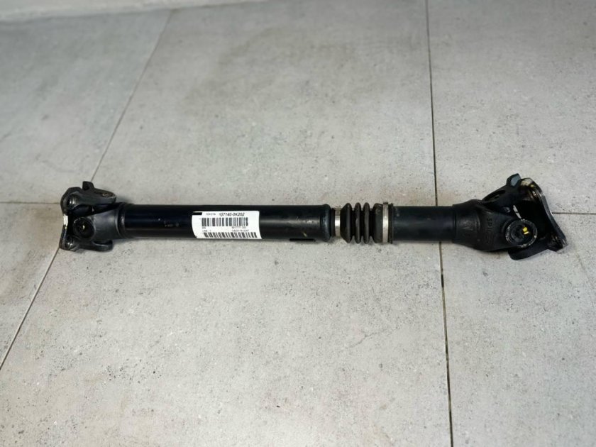 Карданный вал передний