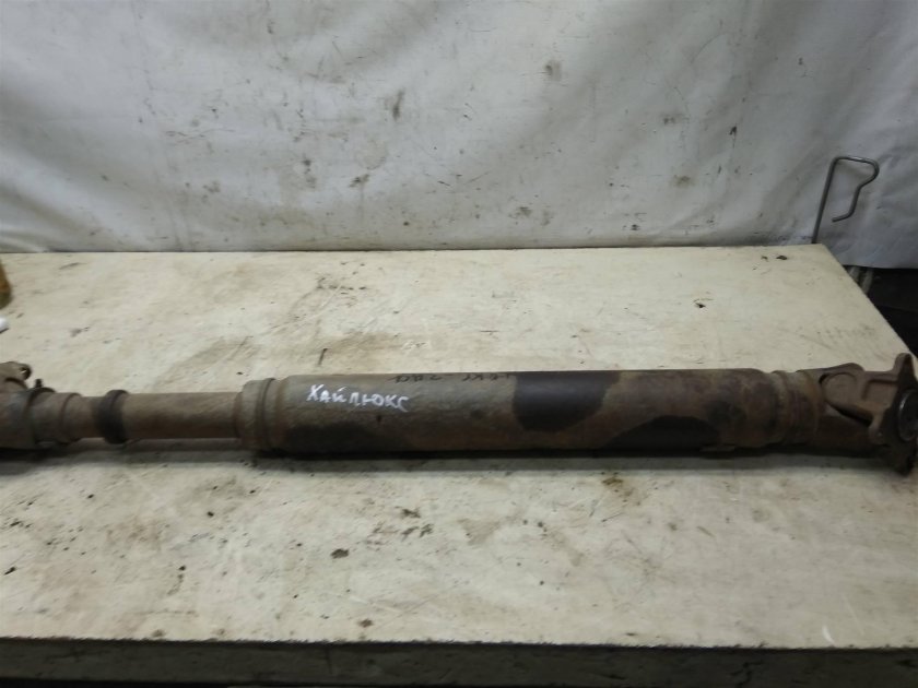 Карданный вал Тойота Хайлюкс задний