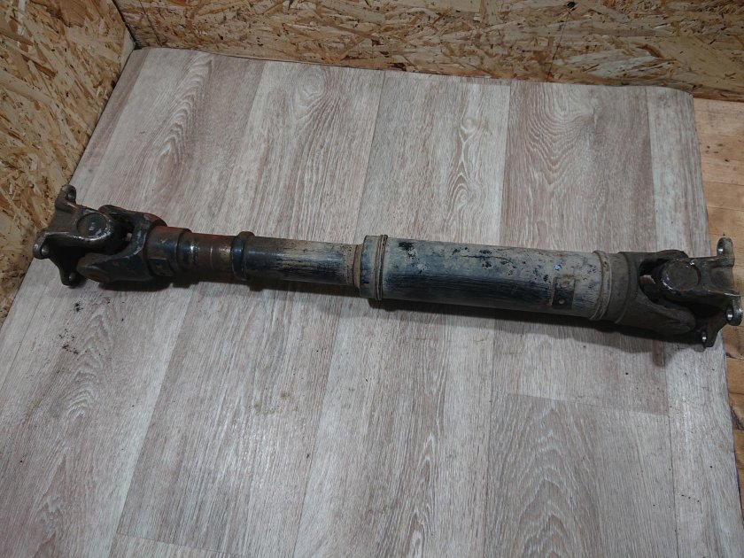 Тойота Хайлюкс карданный вал