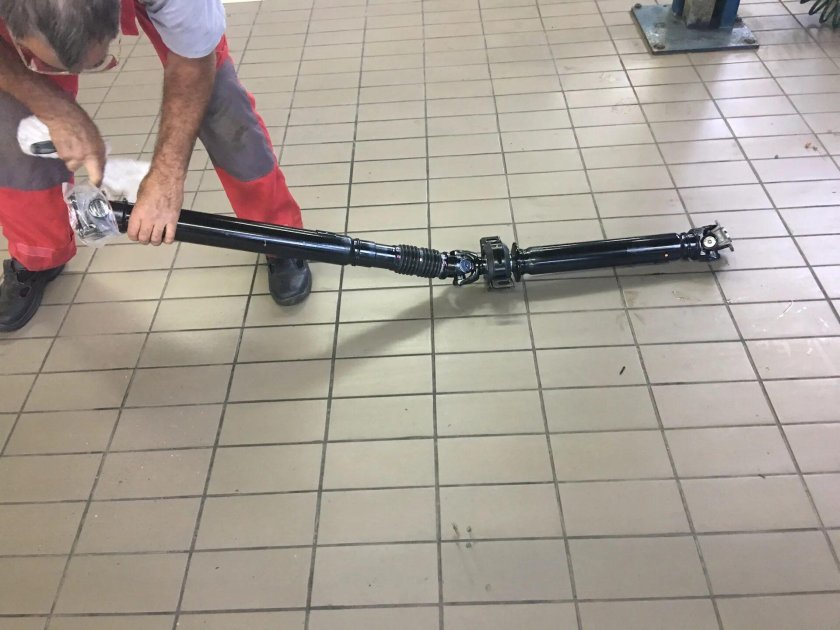 Кардан Тойота Хайлюкс