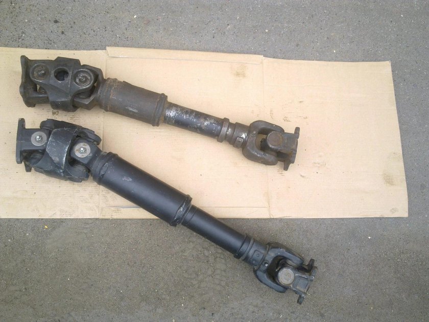 Рулевой вал Тойота Хайлюкс