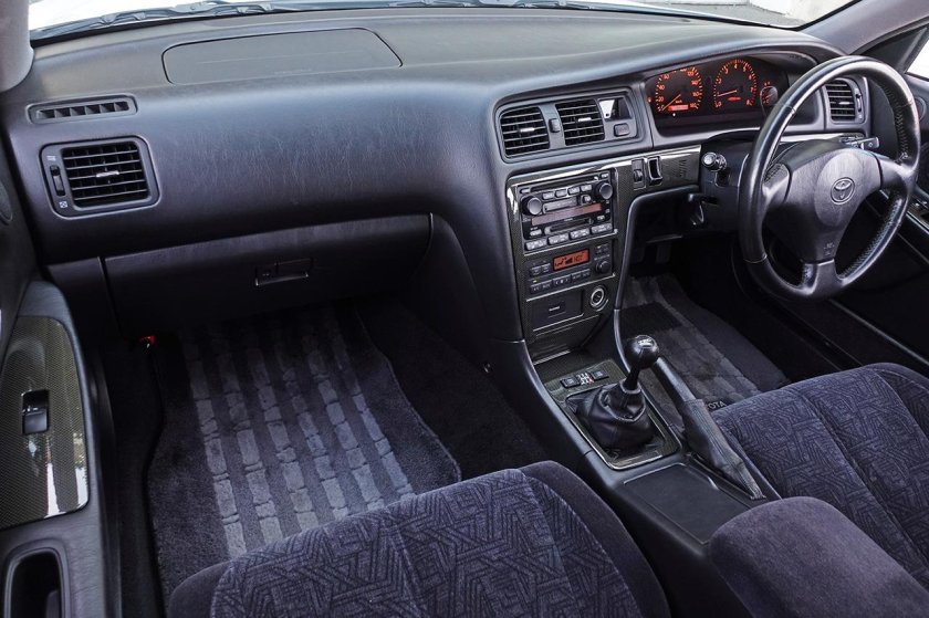 Toyota chaser jzx 100