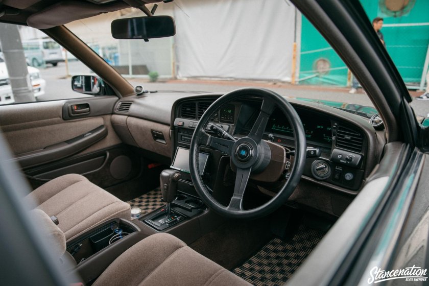 Toyota Chaser 100 Interior