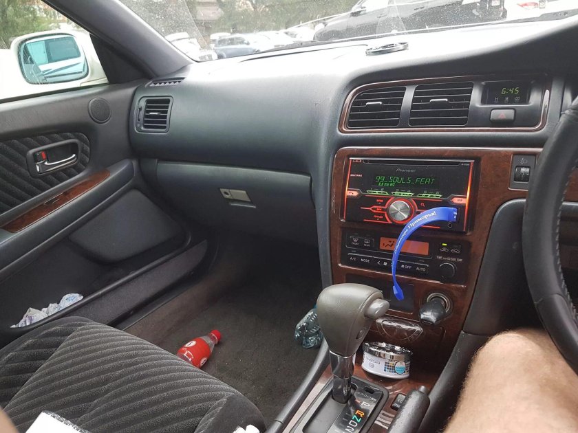 Чайзер 100 салон