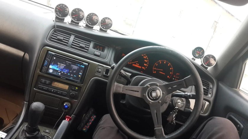 Toyota Chaser 100 салон