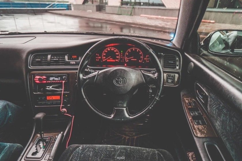 Тойота Чайзер 100 салон