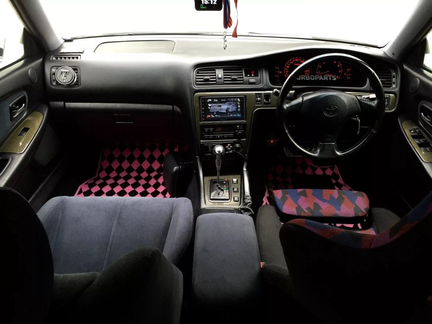 Chaser 100 салон