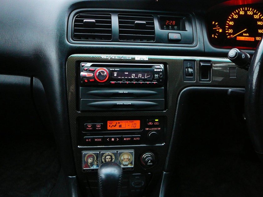 Салон Марк 2 100 Tourer v