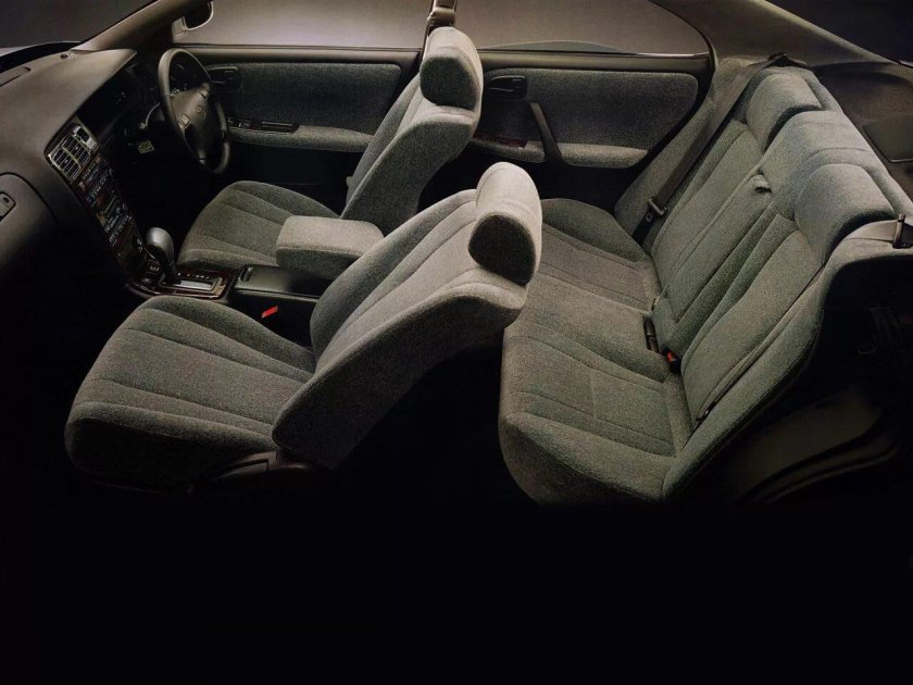 Toyota Chaser 90 салон