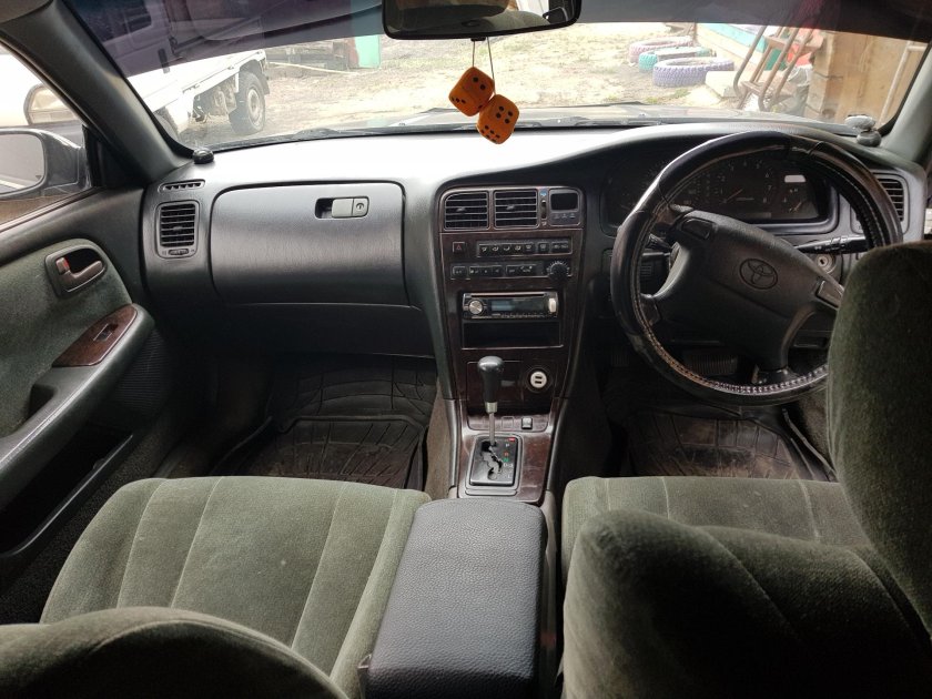 Toyota Chaser 90 салон