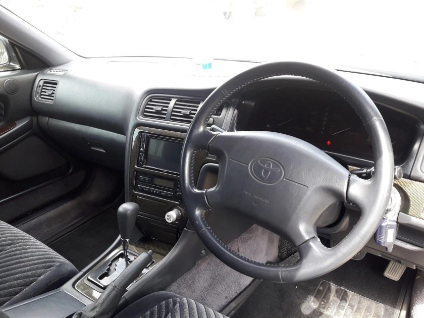 Тойота Чайзер 100 салон