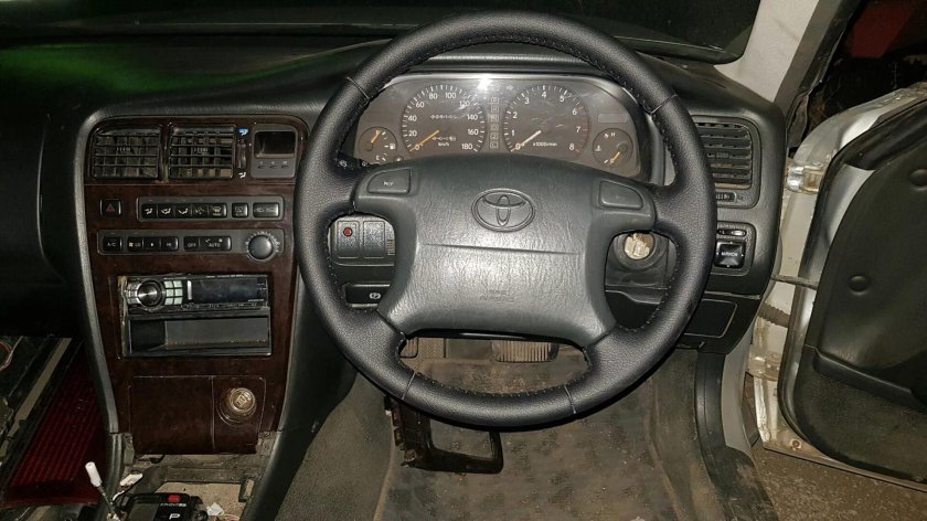 Toyota Chaser 90 салон