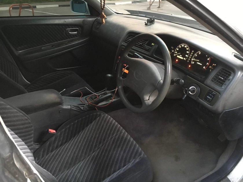 Toyota Chaser 100 салон