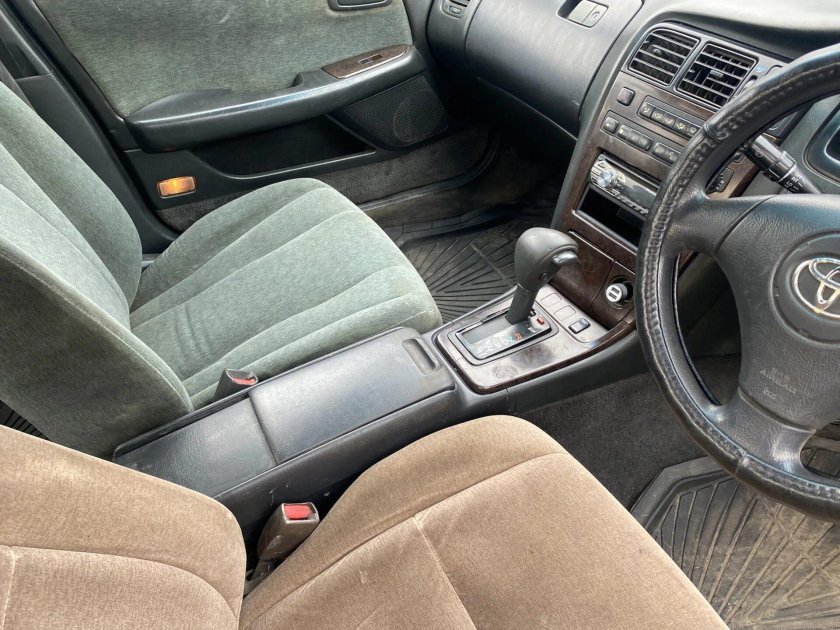 Салон тойота марк 2