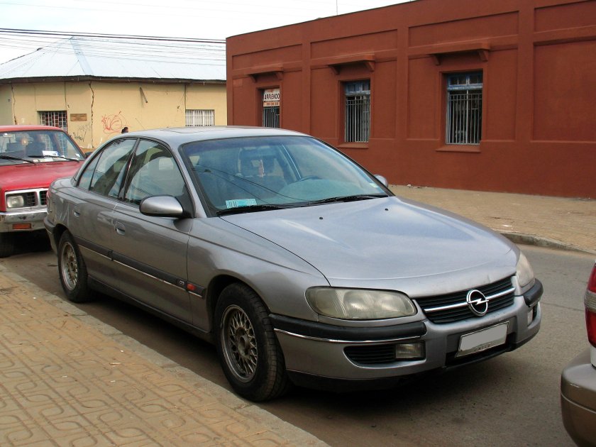 Opel Omega 1995