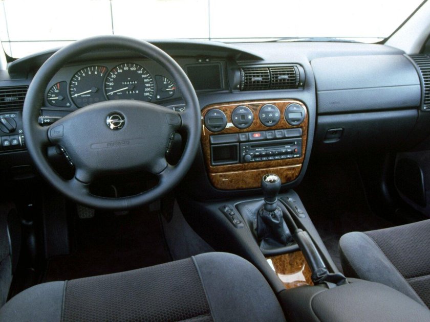 Opel Omega b 1994-1999
