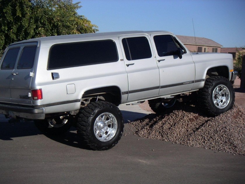 Chevrolet Suburban 1991