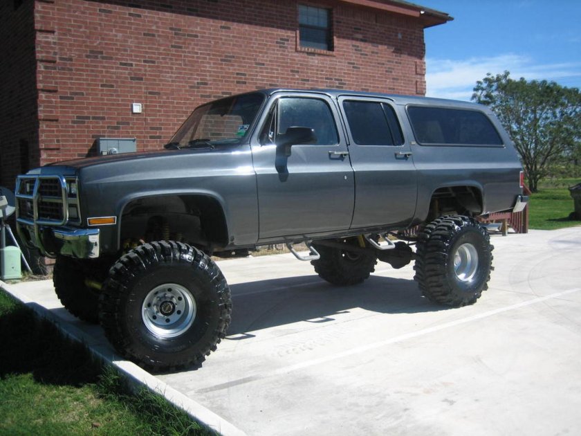 Chevrolet GMC Suburban