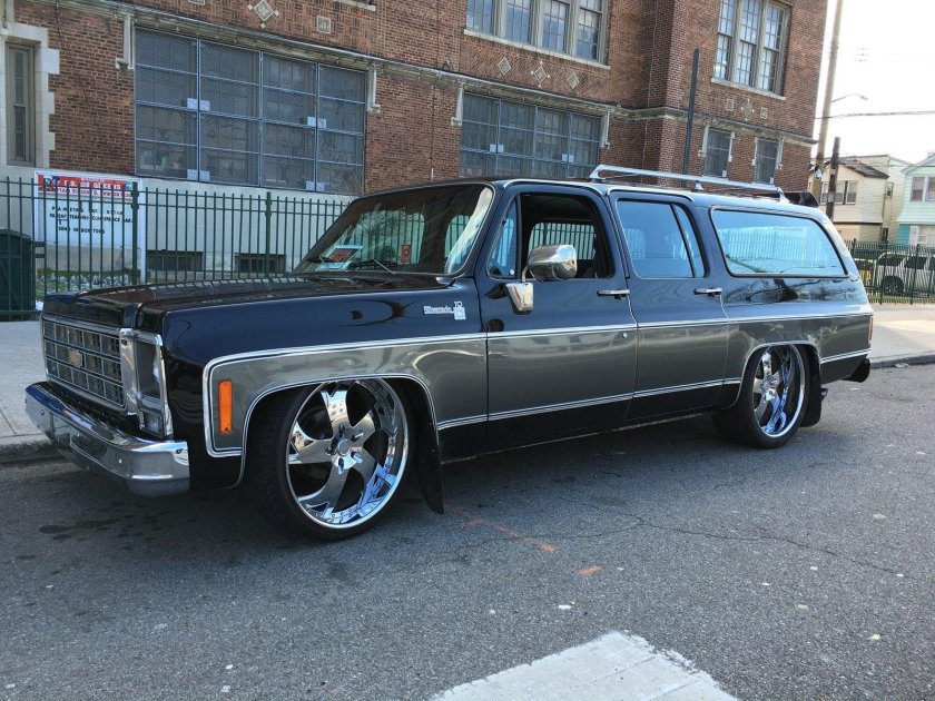 Chevrolet Suburban