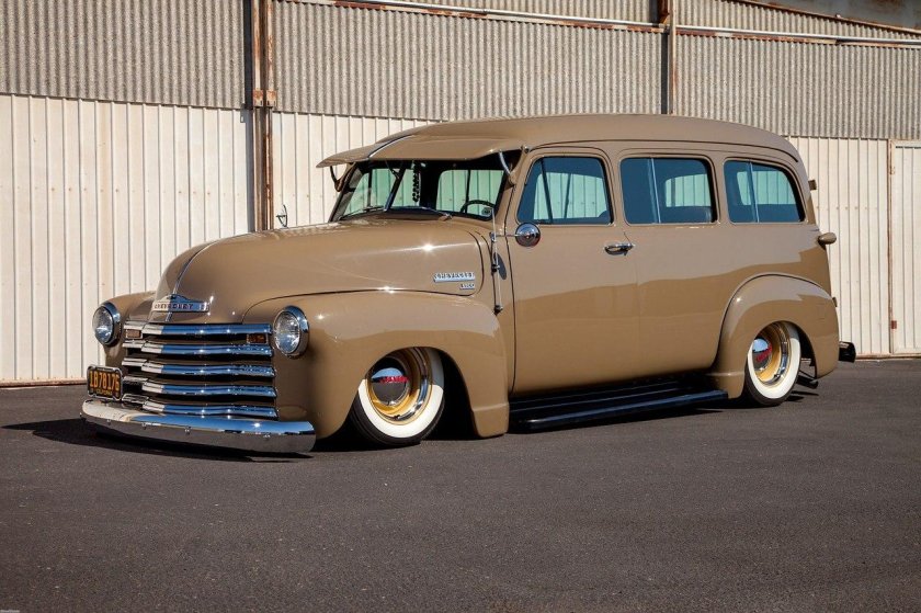 1953 Chevrolet 3100 Suburban Custom