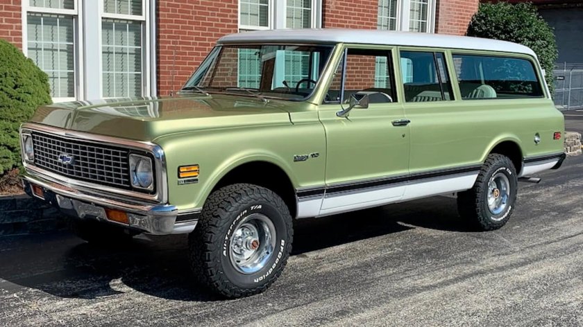Chevrolet Suburban 1972