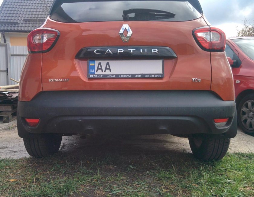 Задний бампер Рено Каптур