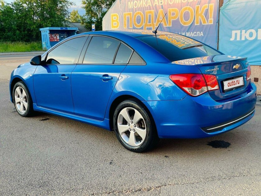 Шевроле Круз 2014 синяя