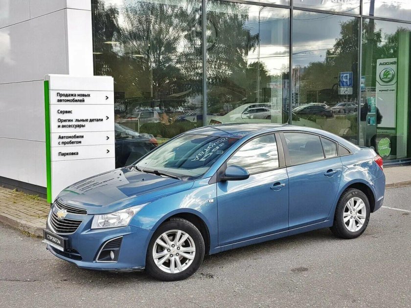 Chevrolet Cruze синий металлик