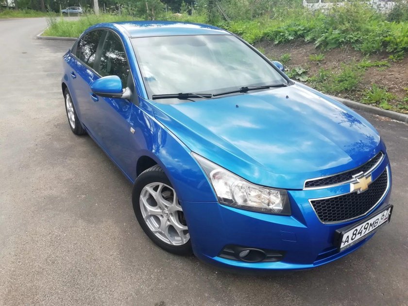 Chevrolet Cruze 2011 синий