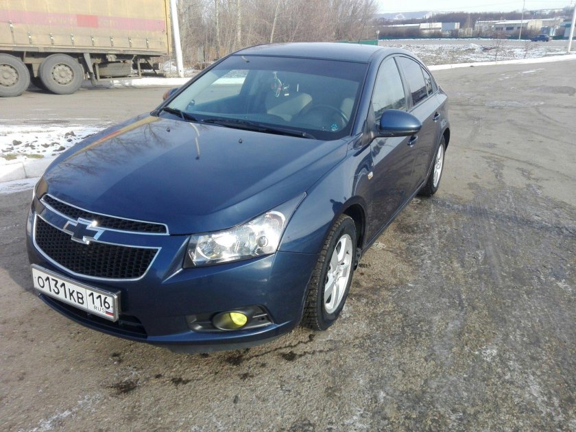 Шевроле Круз 2011 синий металлик