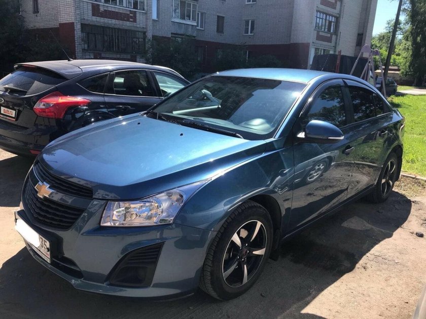 Chevrolet Cruze синий металлик