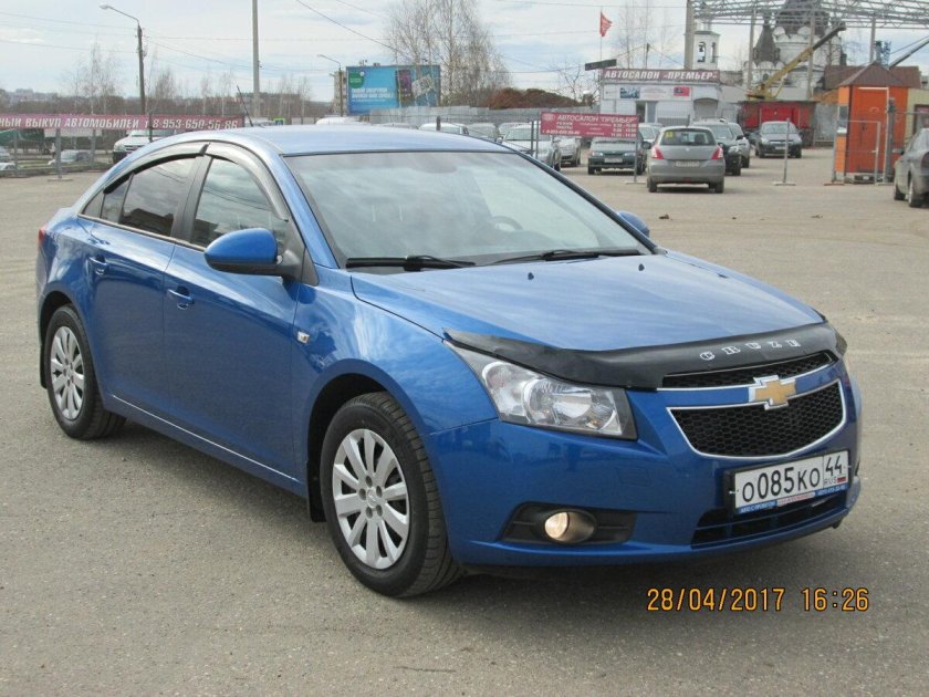 Шевроле Круз 2011 синий металлик
