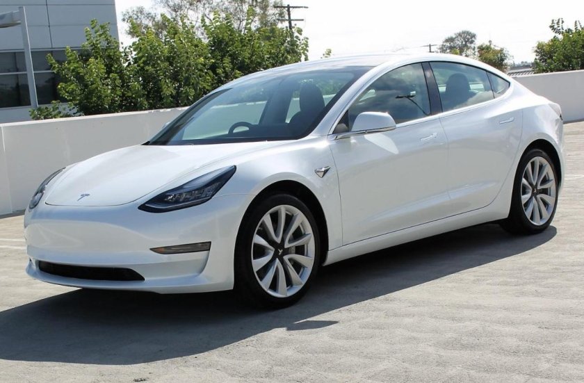 Tesla model 3 Standard