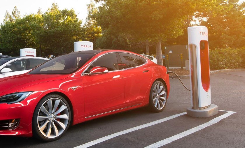 Tesla supercharger