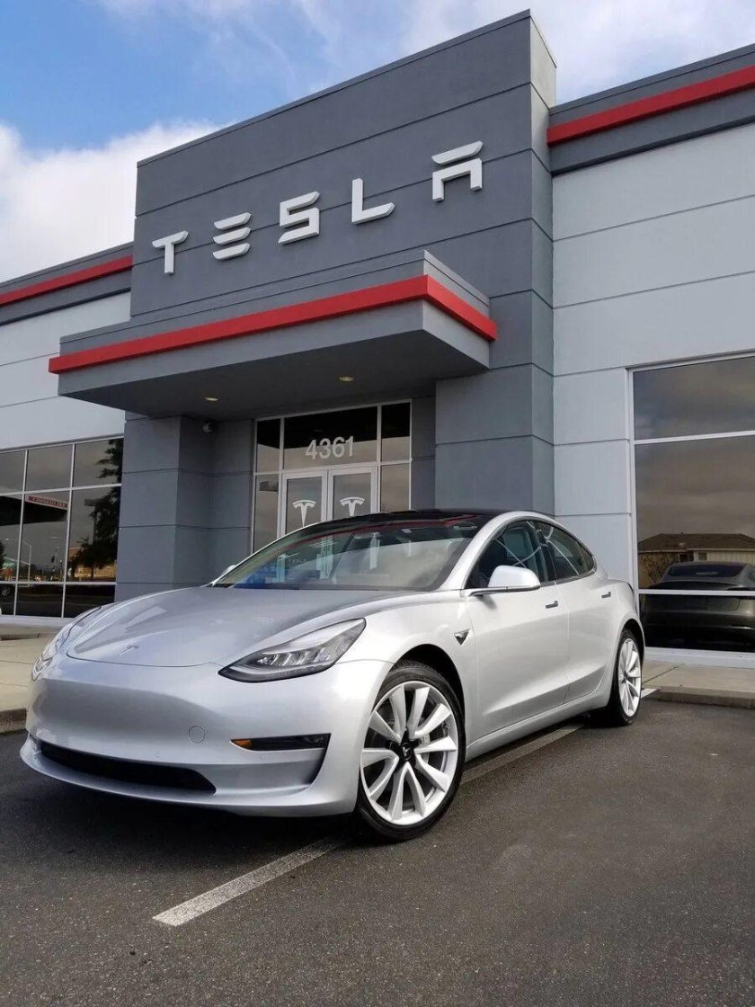 Tesla model 3