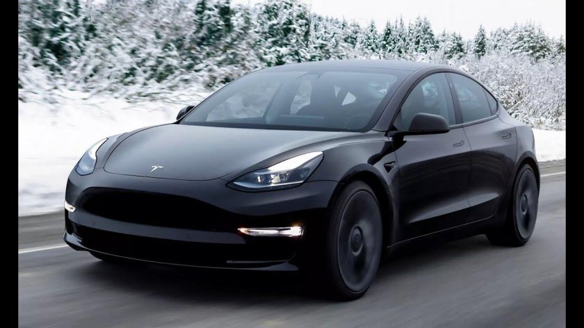 Автомобиль Тесла model 3