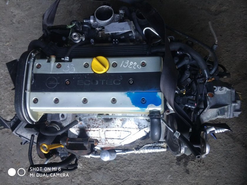 Opel мотор 2.2