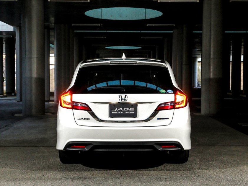 Хонда Джейд