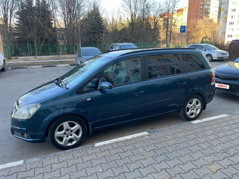 Opel zafira 2008