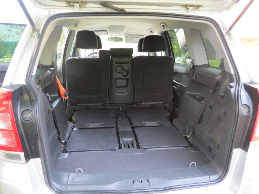 Опель Зафира 2007 багажник