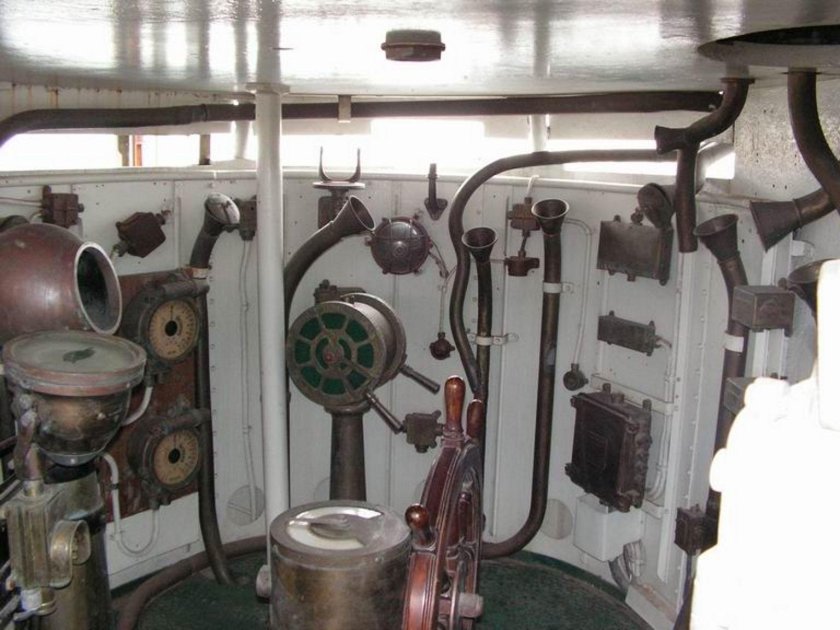 Ходовая рубка крейсера Аврора